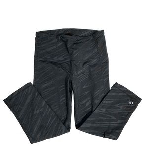 ❄️GAP ❄️capri leggings zebra black sz XS